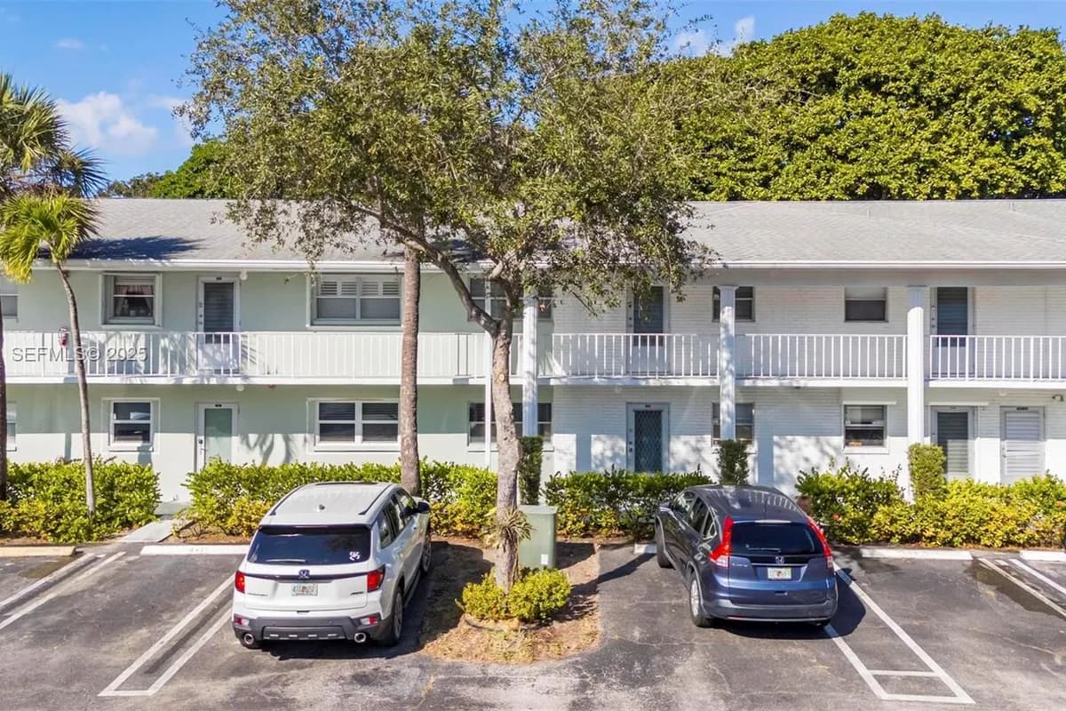2300 SW 22nd Ave # 109, Delray Beach FL 33445