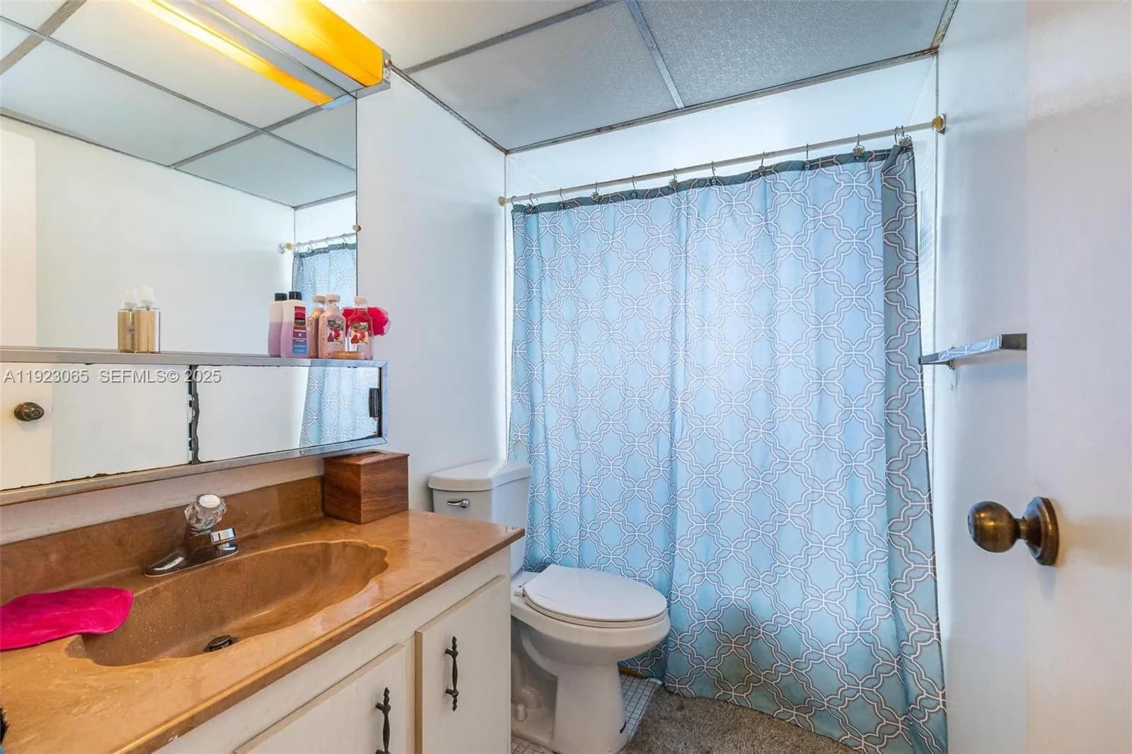 2840 Somerset Dr # 207M, Lauderdale Lakes FL 33311