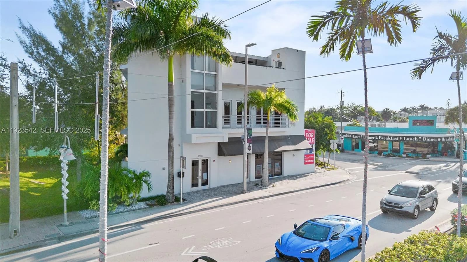 2500 Wilton Dr, Wilton Manors FL 33305