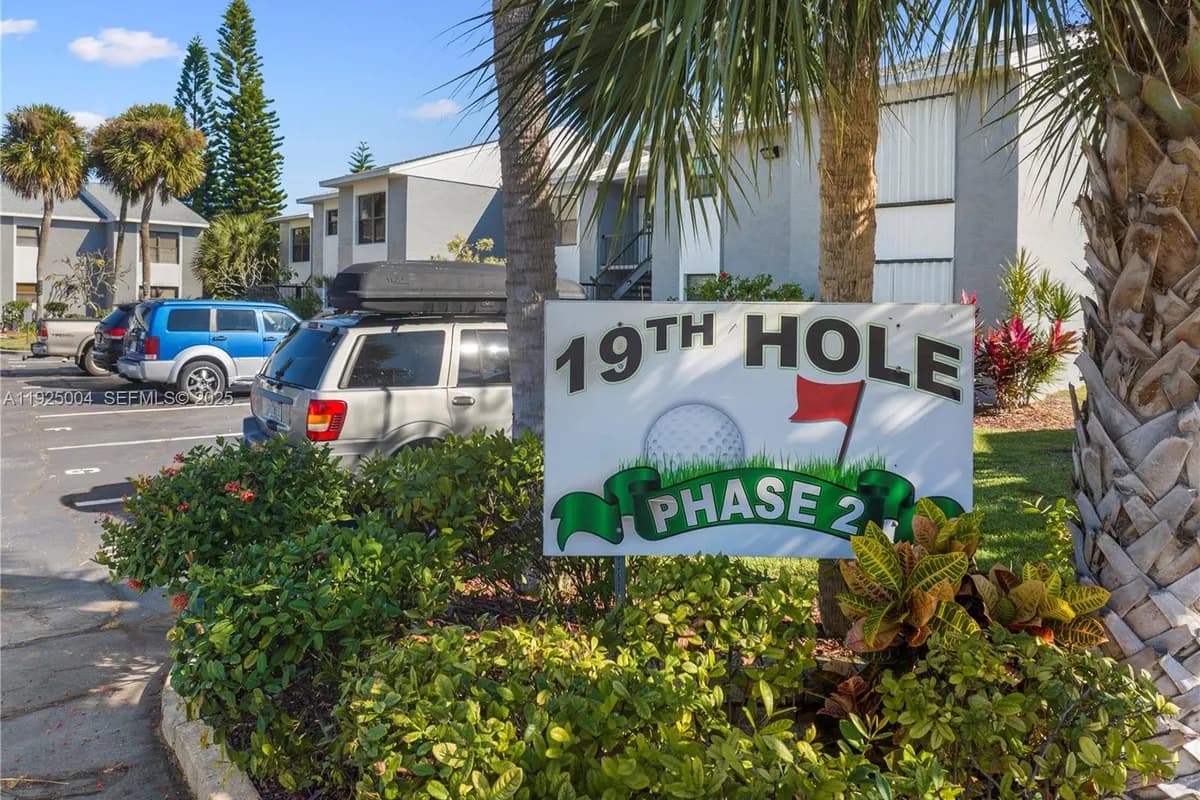 2801 Sand Trap Ln # 1C, Melbourne FL 32935