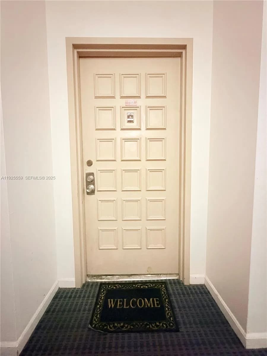 6911 Environ Blvd # 1M, Lauderhill FL 33319