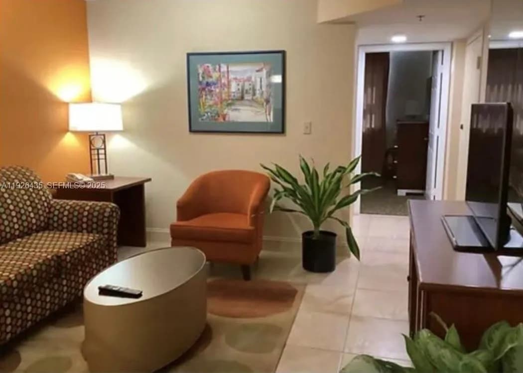 16690 Blatt Blvd # B, Weston FL 33326