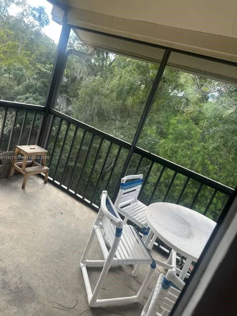 13287 Arbor Pointe Circle # 304, Tampa FL 33617