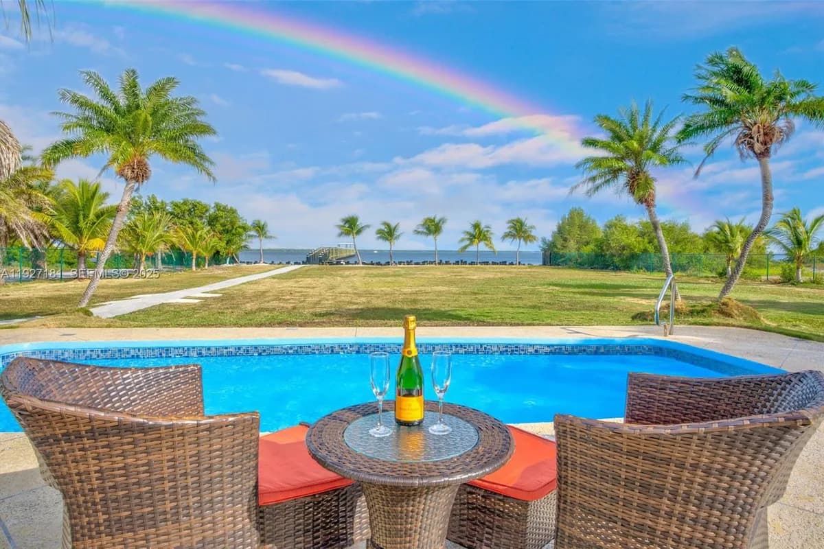 30468 Oleander Blvd, Big Pine FL 33043