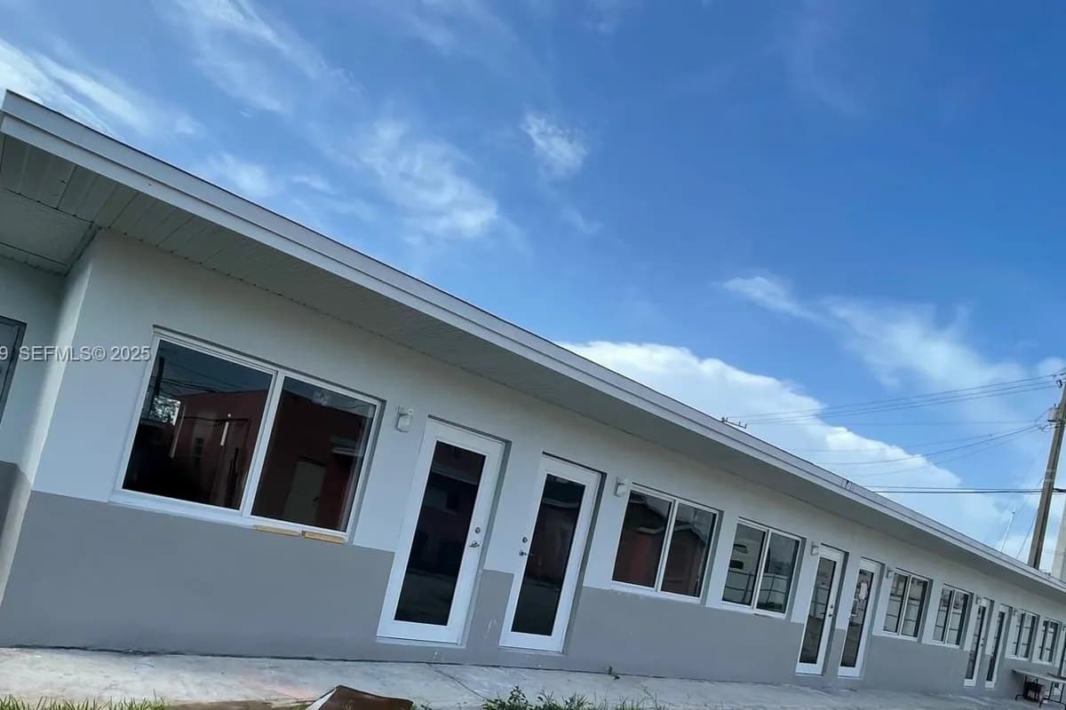 2196 Ali Baba Ave, Opa-Locka FL 33054