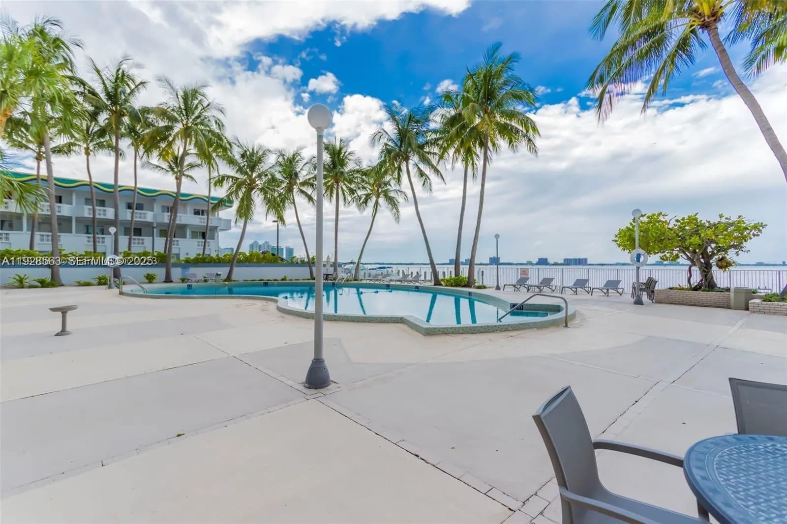 1865 79th St Cswy # 12I, North Bay Village FL 33141