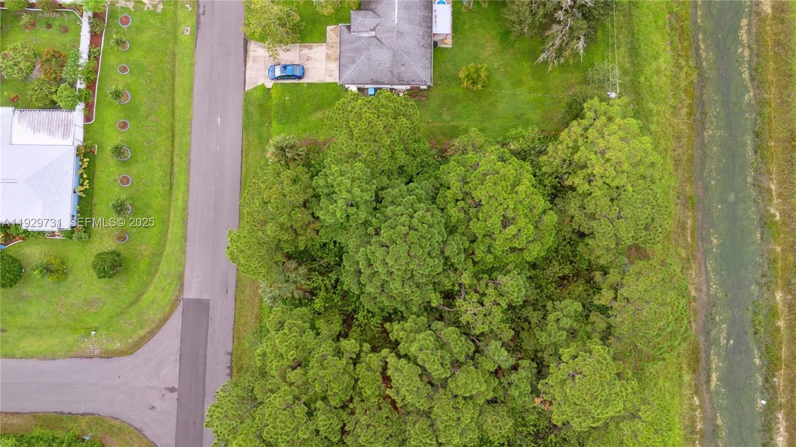 2761 foxglove ave sw, Palm Bay FL 32908