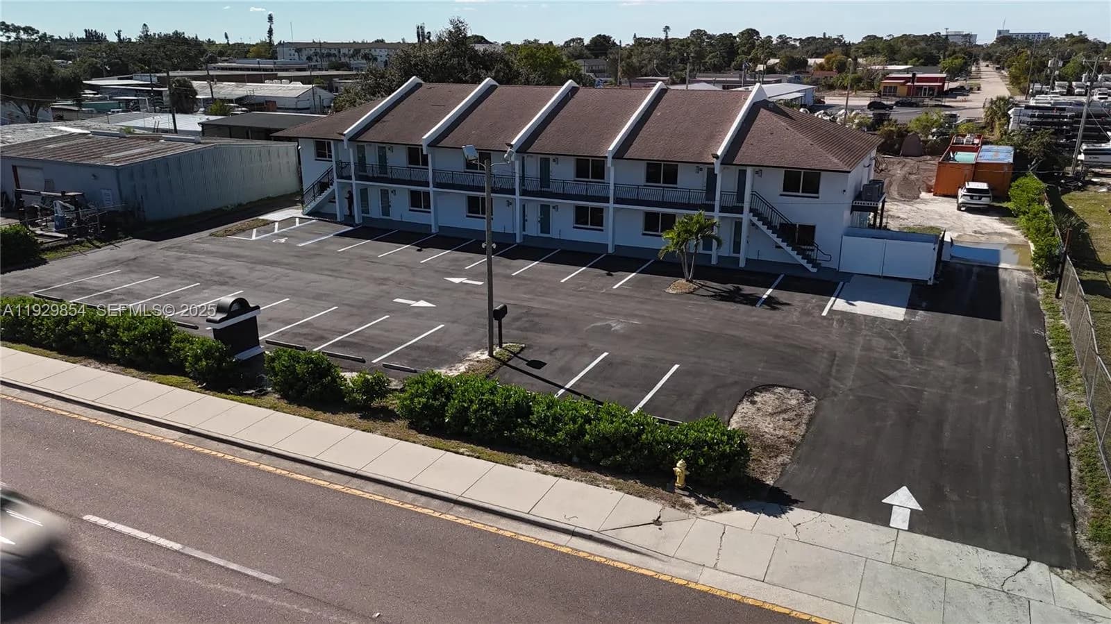 2700 EVANS # 6, Fort Myers FL 33901