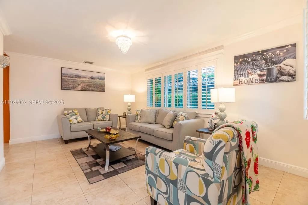 6541 Lake Como Ter, Miami Lakes FL 33014