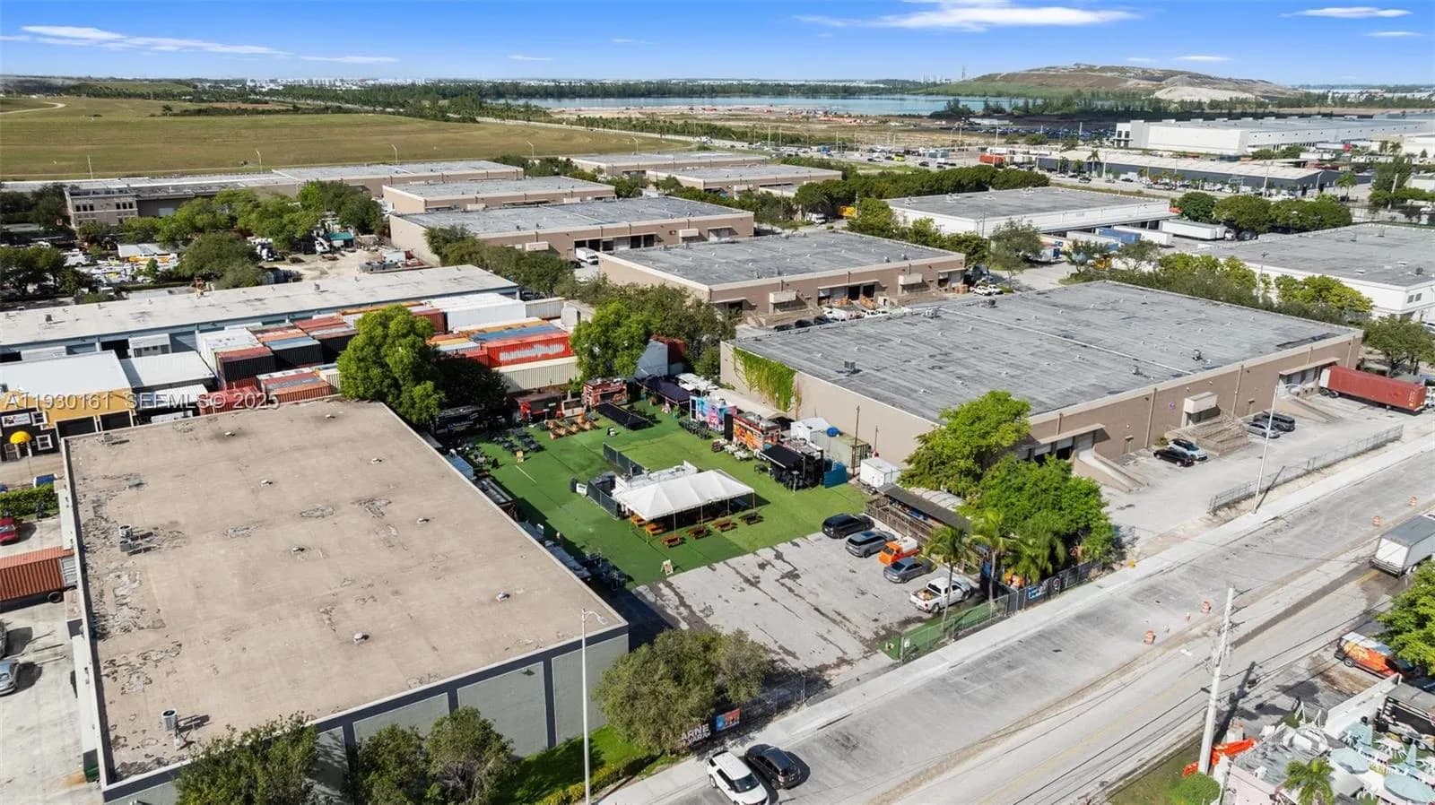 7070 NW 84th Ave, Medley FL 33166