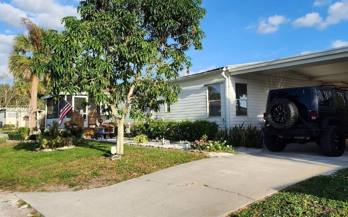 7930 SE 96 trl, Okeechobee FL 34974