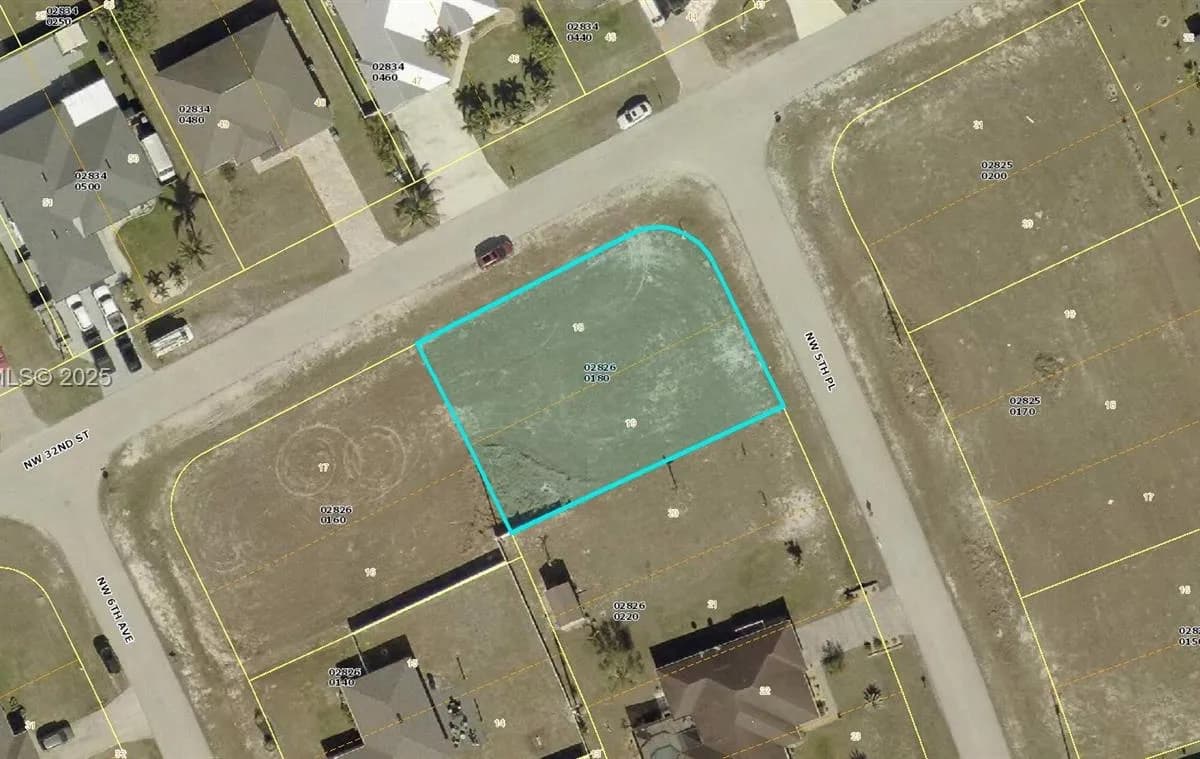 3212 NW 5TH PL, Cape Coral FL 33993