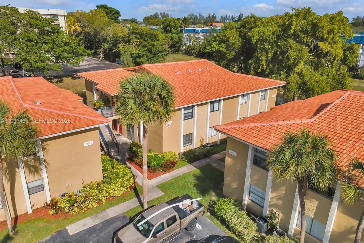 2651 Riverside Dr # 1, Coral Springs FL 33065