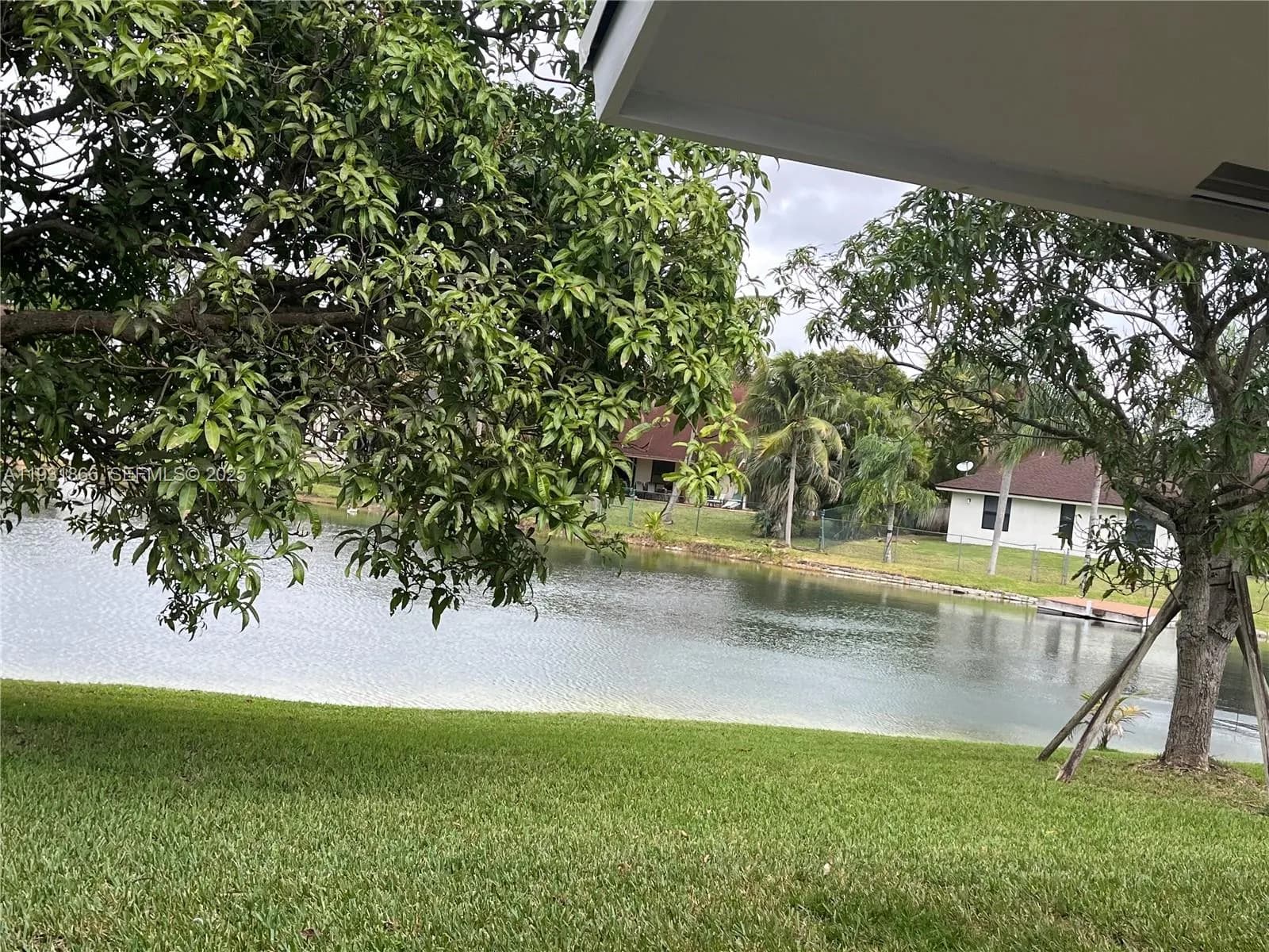 8871 SW 57th Ct, Cooper City FL 33328