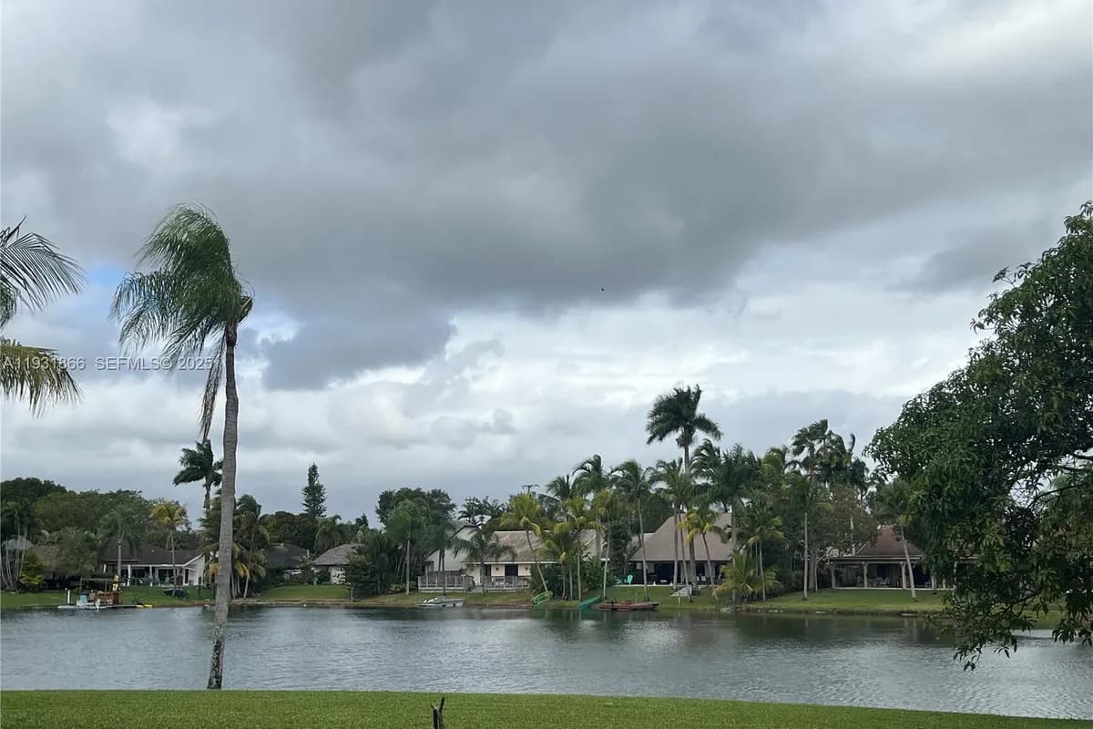 8871 SW 57th Ct, Cooper City FL 33328