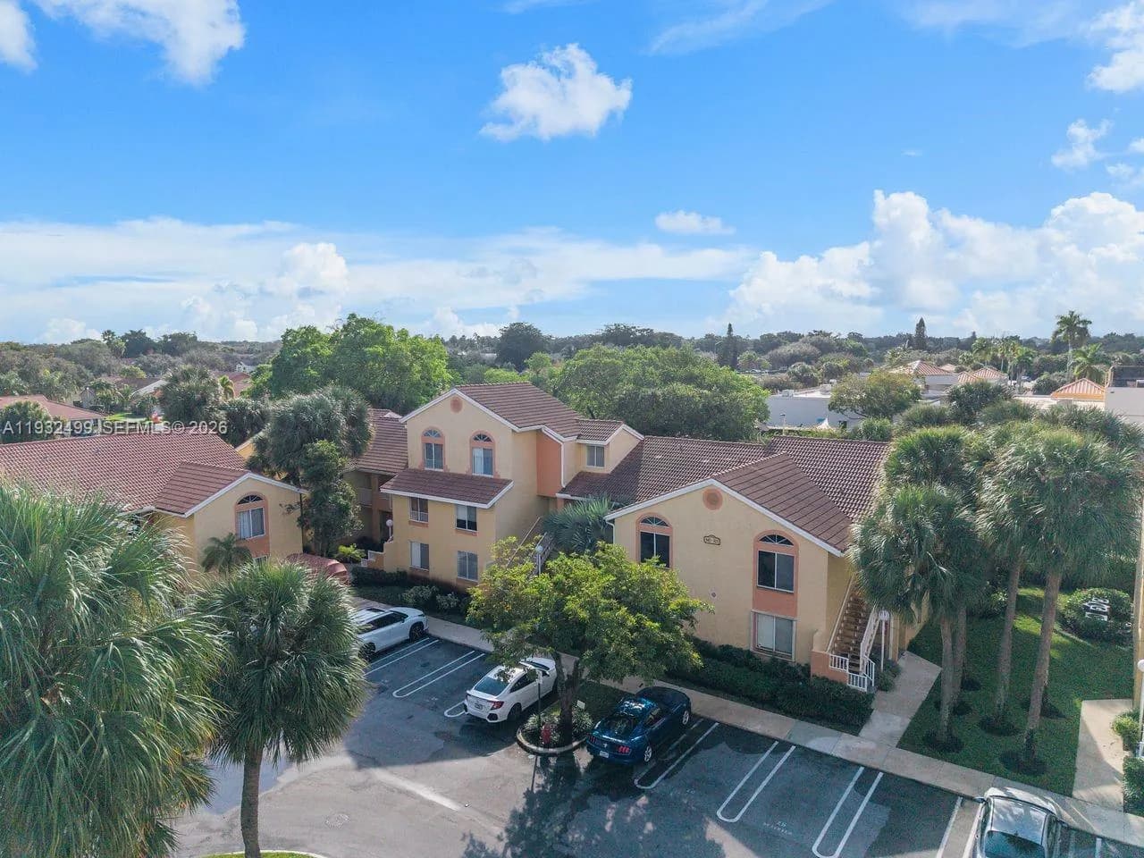 929 Coral Club Dr # 929, Coral Springs FL 33071