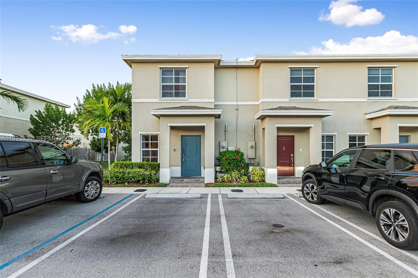 476 NE 5th St, Florida City FL 33034