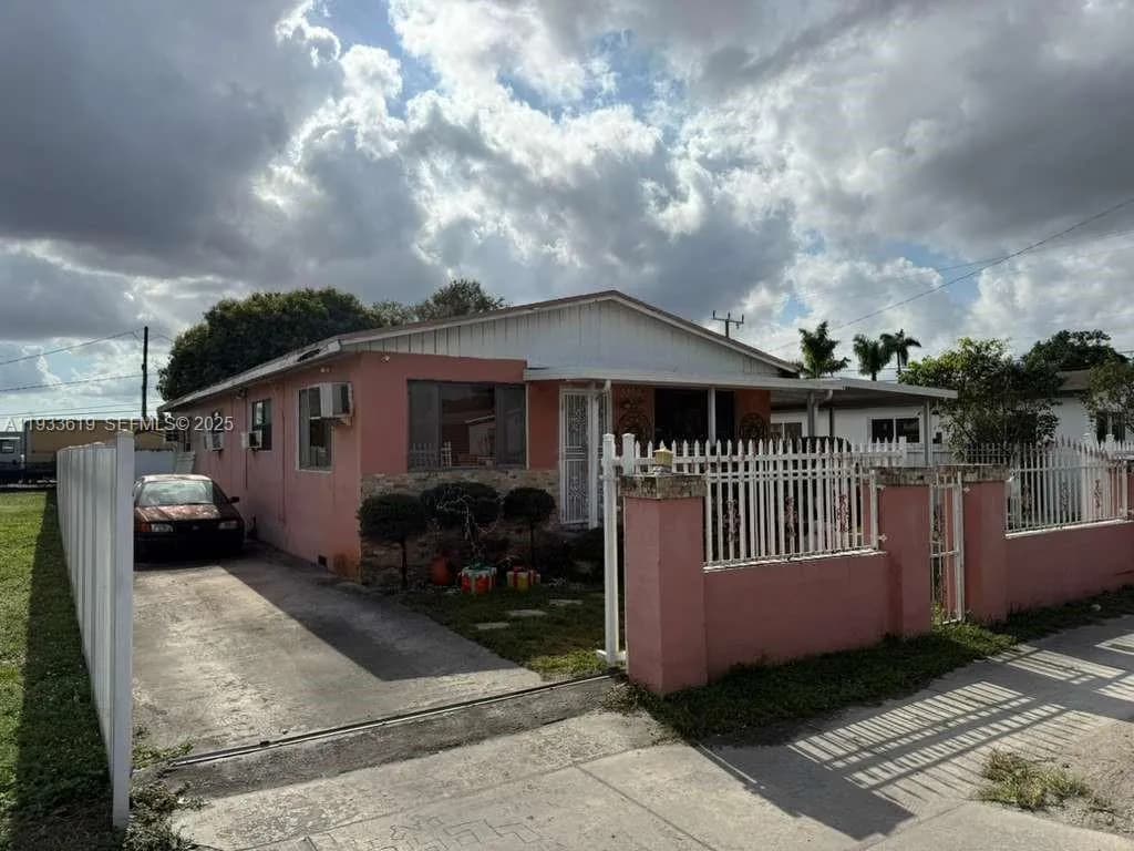 3270 NW 132nd Ter, Opa-Locka FL 33054