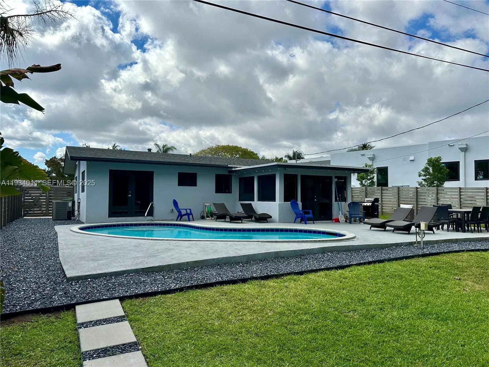 513 NW 30th St, Wilton Manors FL 33311