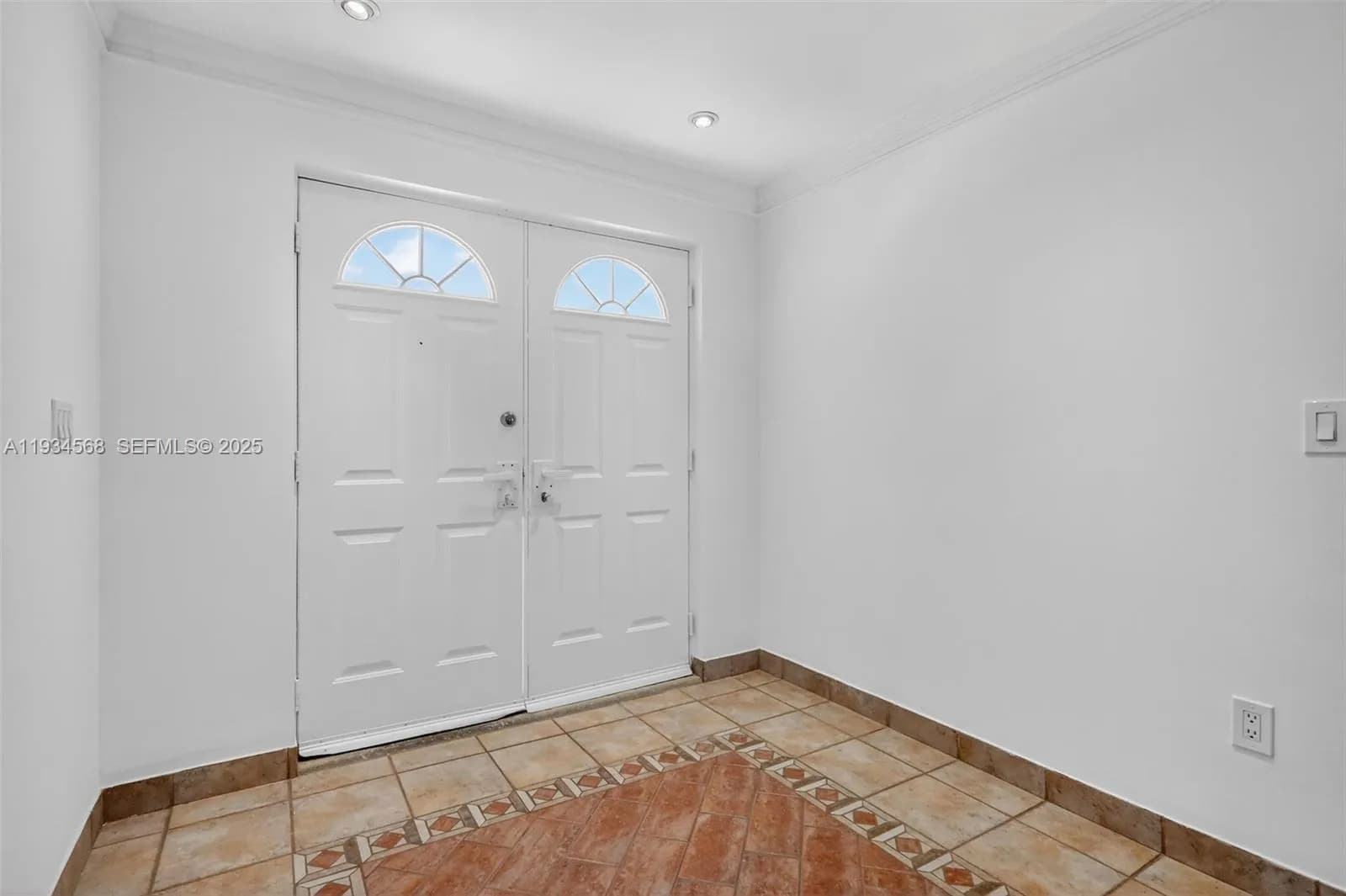 21399 Marina Cove Cir # 14, Aventura FL 33180