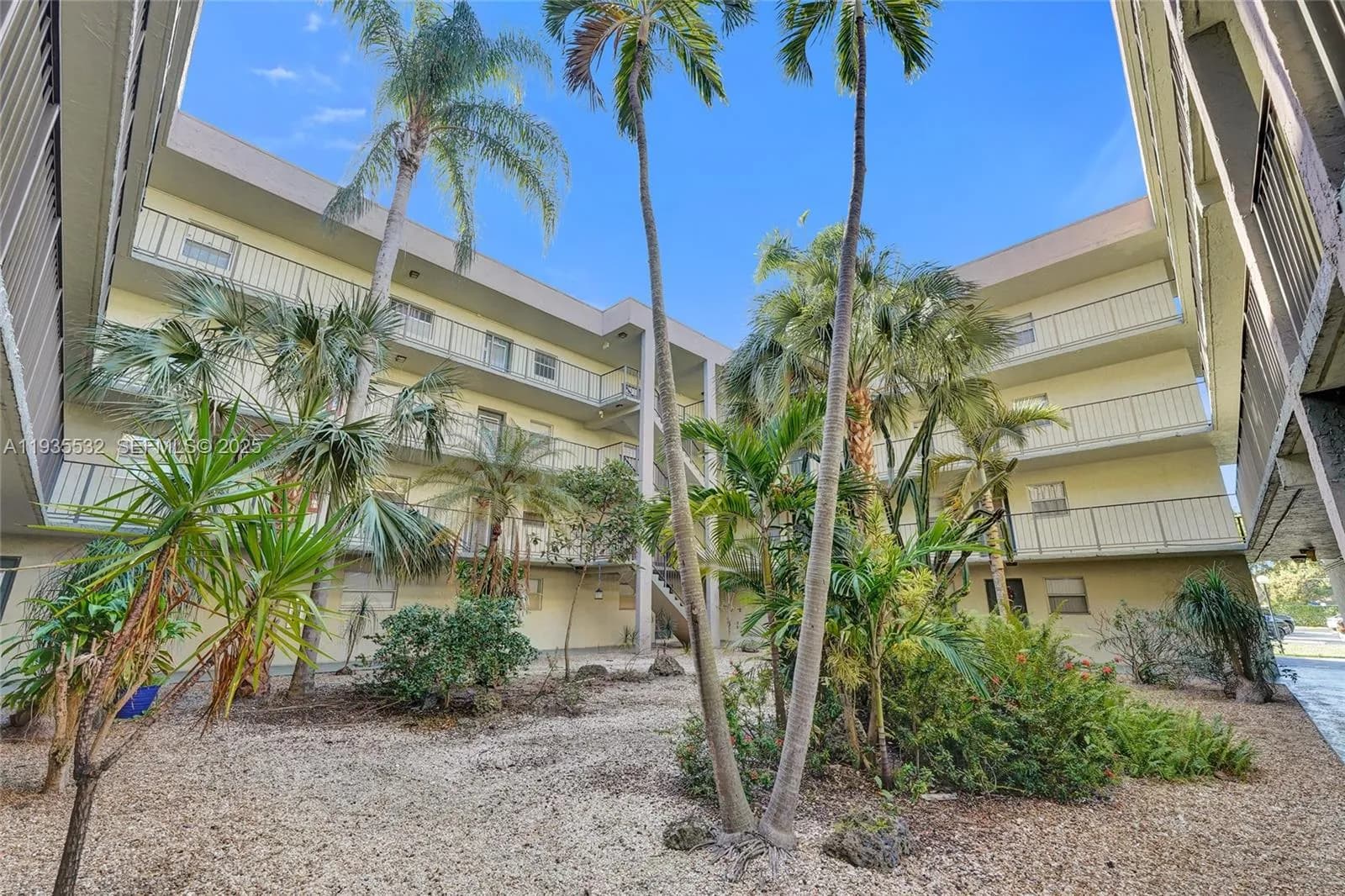 1810 SW 81st Ave # 2108, North Lauderdale FL 33068