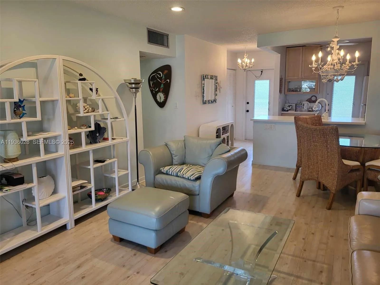 2 bedroom 2 bath for sale at 4701 NW 34th St # 604, Lauderdale Lakes FL 33319