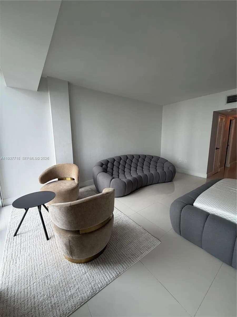 10275 Collins Ave # 802, Bal Harbour FL 33154