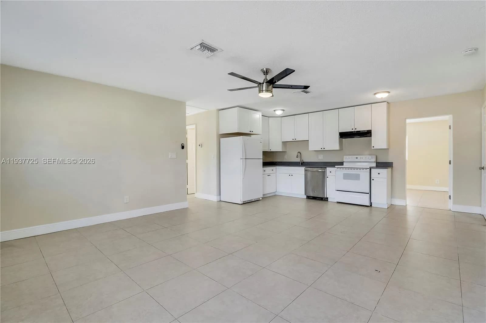 17295 Lincoln Lane, Jupiter FL 33458