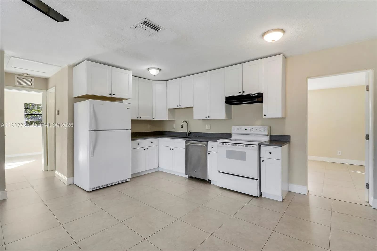 17295 Lincoln Lane, Jupiter FL 33458