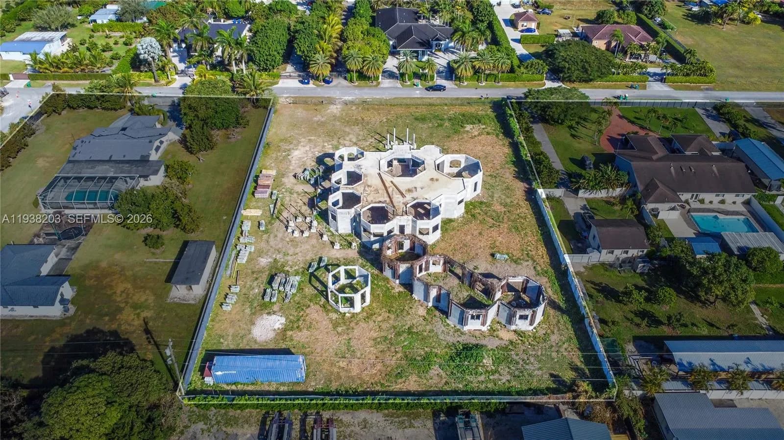 21320 SW 246th St, Unincorporated Dade County FL 33031