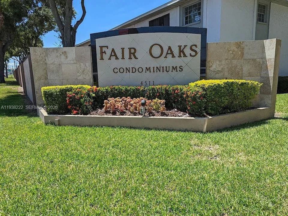 4513 S Oak DR, Tampa FL 33611