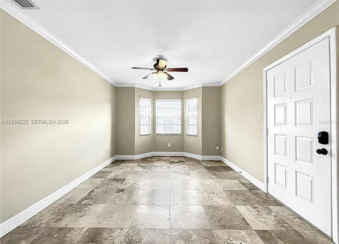 4513 S Oak DR, Tampa FL 33611