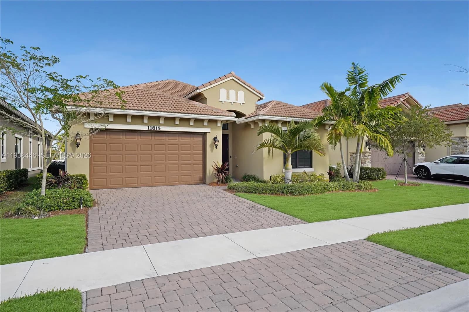 3 bedroom 3 bath Residential for sale at 11815 N Leon Cir N, Parkland FL 33076