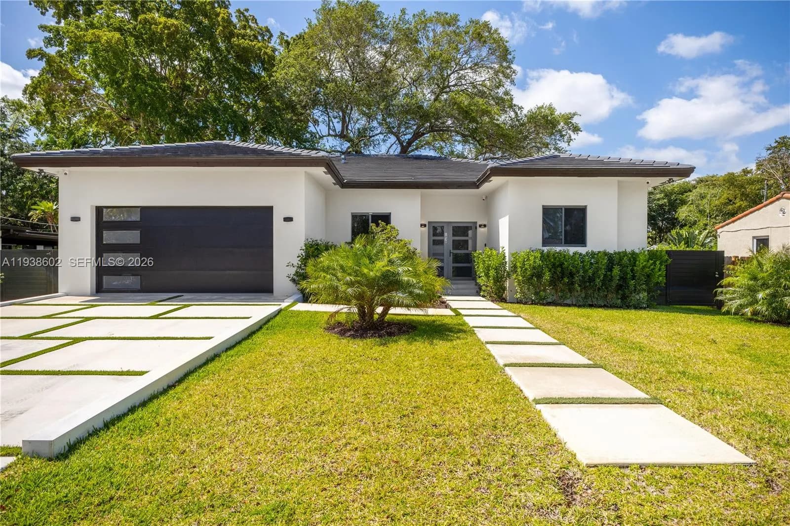 1030 NE 121st St, Biscayne Park FL 33161