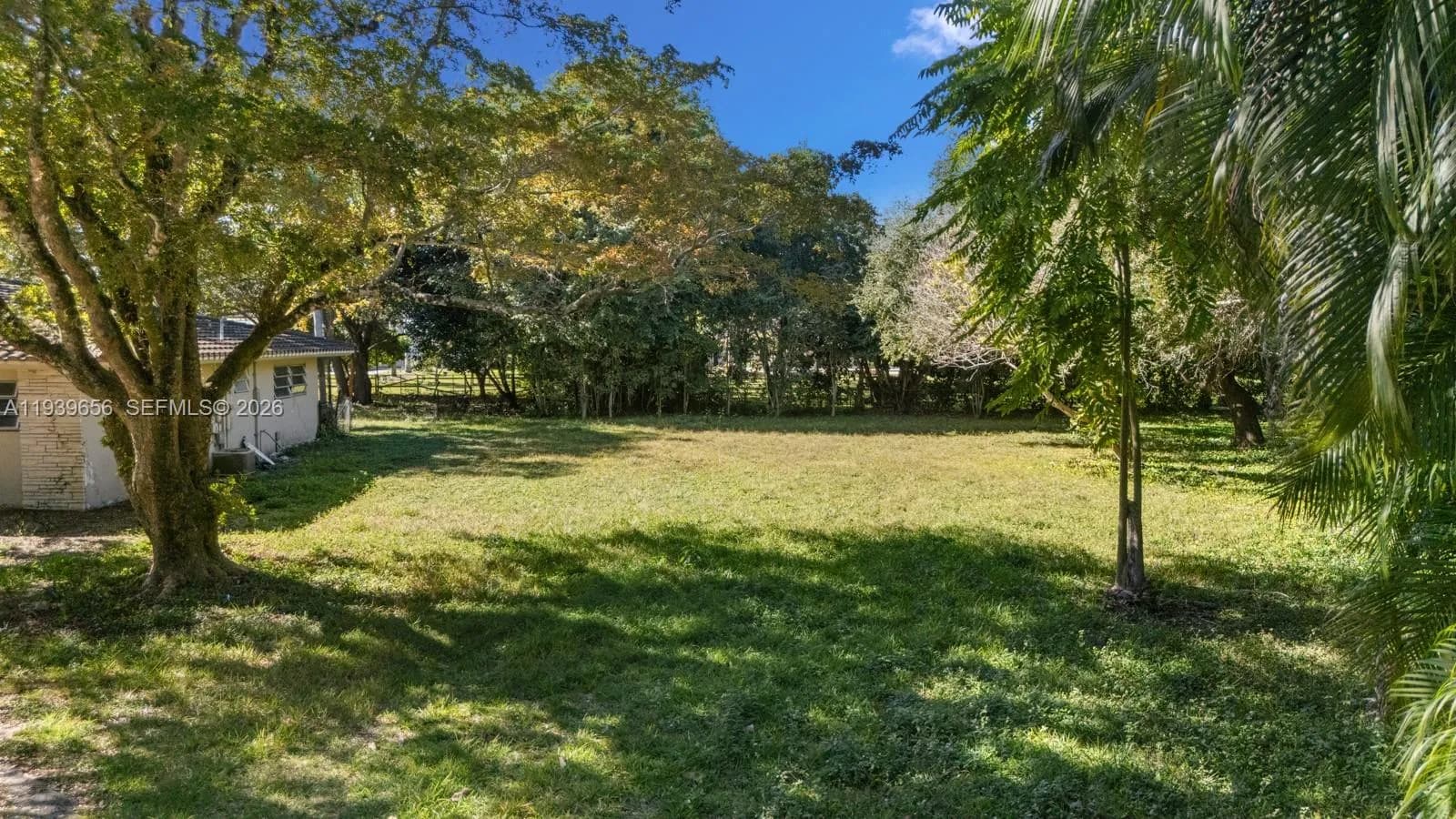 13500 SW 68th Ct, Pinecrest FL 33156