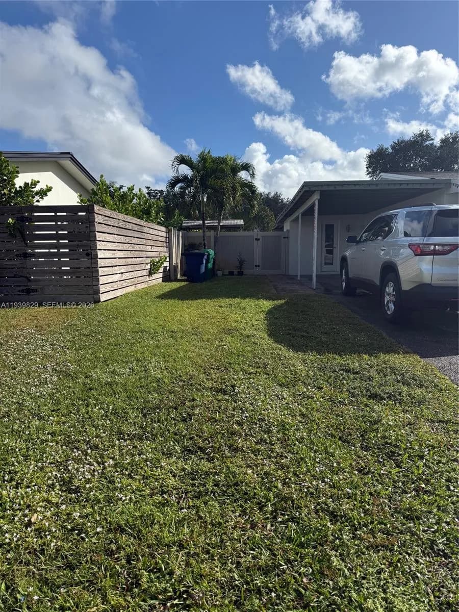 5280 SW 92nd Ter, Cooper City FL 33328