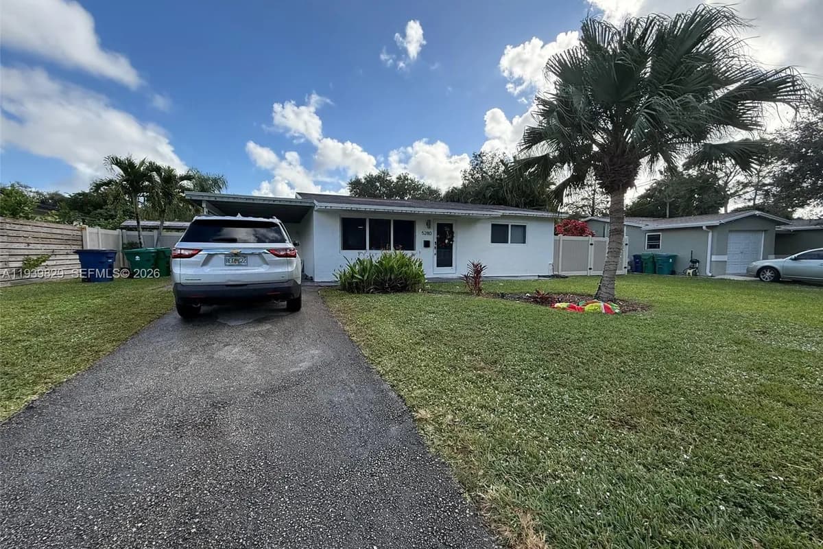 5280 SW 92nd Ter, Cooper City FL 33328