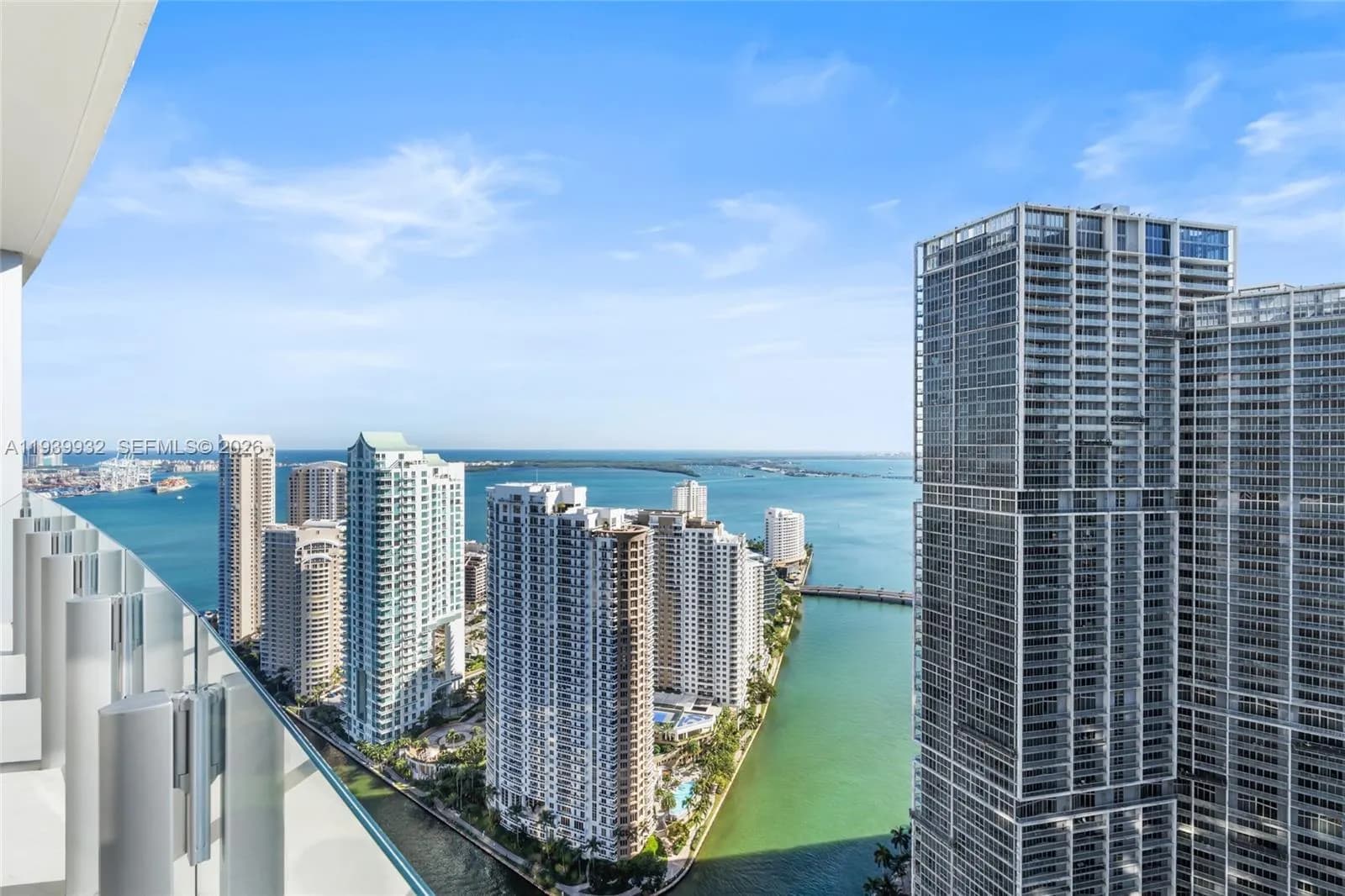 300 Biscayne Blvd Way # 4207, Miami FL 33131