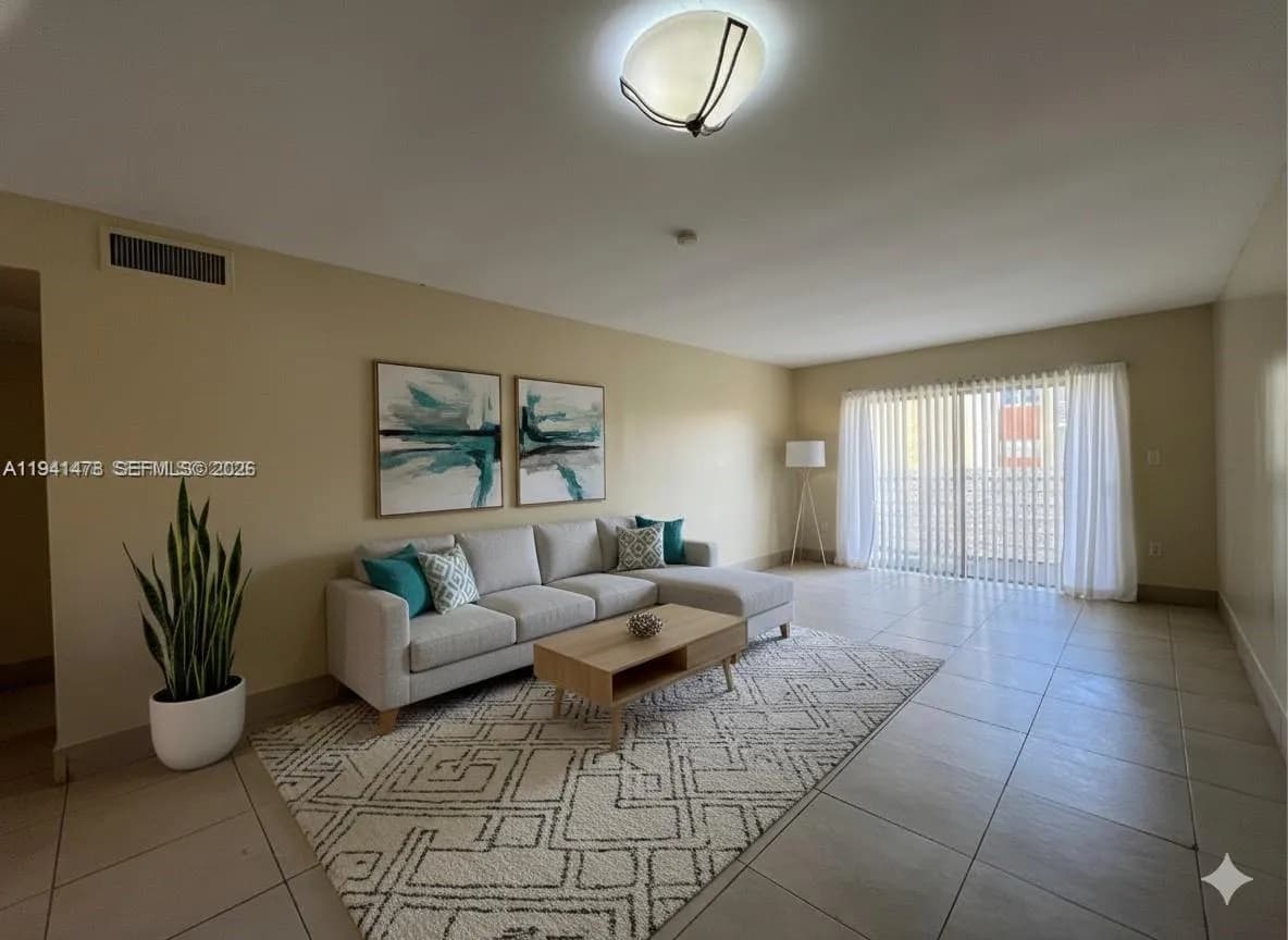 1 bedroom 1 bath for sale at 3700 NW 21st St # 304, Lauderdale Lakes FL 33311