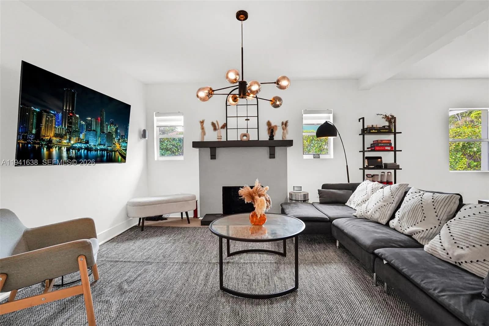 37 NW 47th St, Miami FL 33127