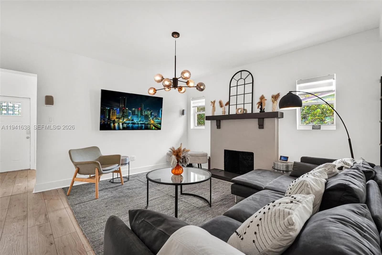 37 NW 47th St, Miami FL 33127