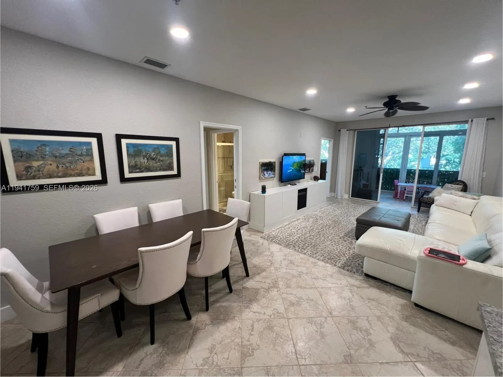 75 Gulfstream Rd # 211B, Dania Beach FL 33004