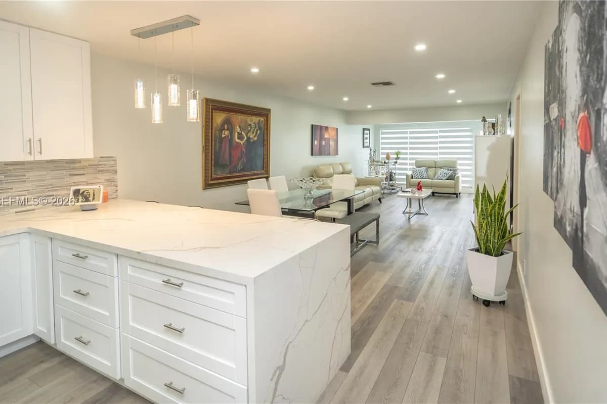 2400 Malayan Dr # D, Delray Beach FL 33445