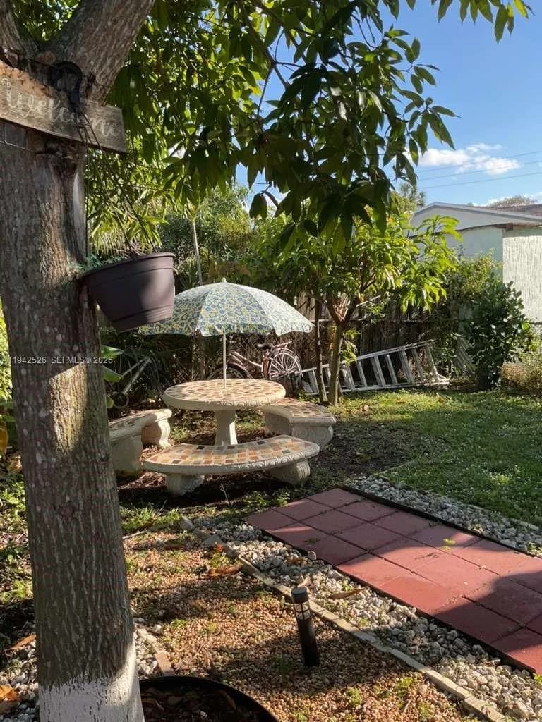 6706 Inwood, North Lauderdale FL 33068