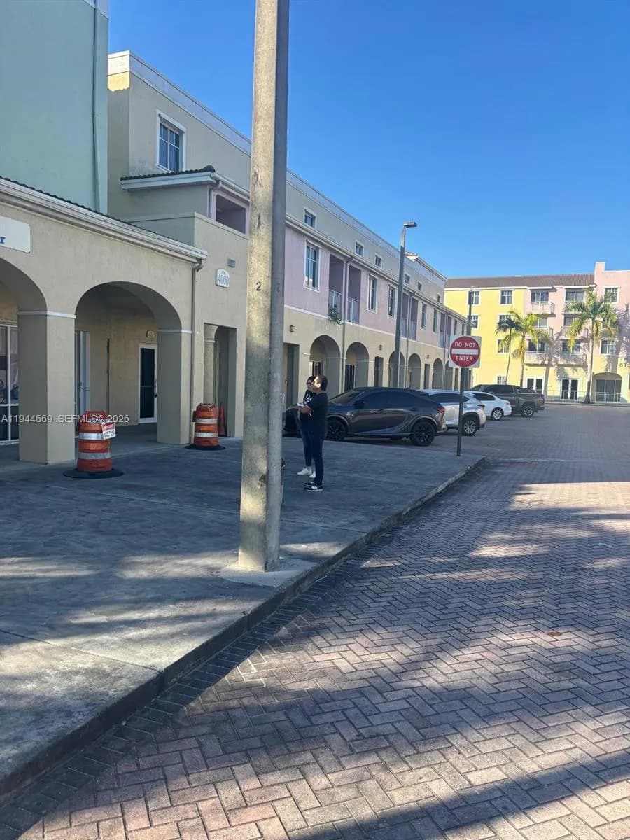 3401 N State Road 7 # 4060, Lauderdale Lakes FL 33319