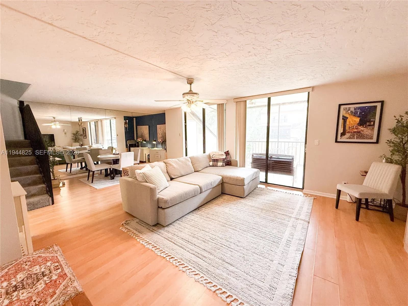 450 Commodore Dr # 306, Plantation FL 33325