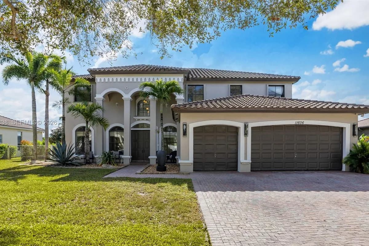 11606 Hibbs Grove Dr, Cooper City FL 33330