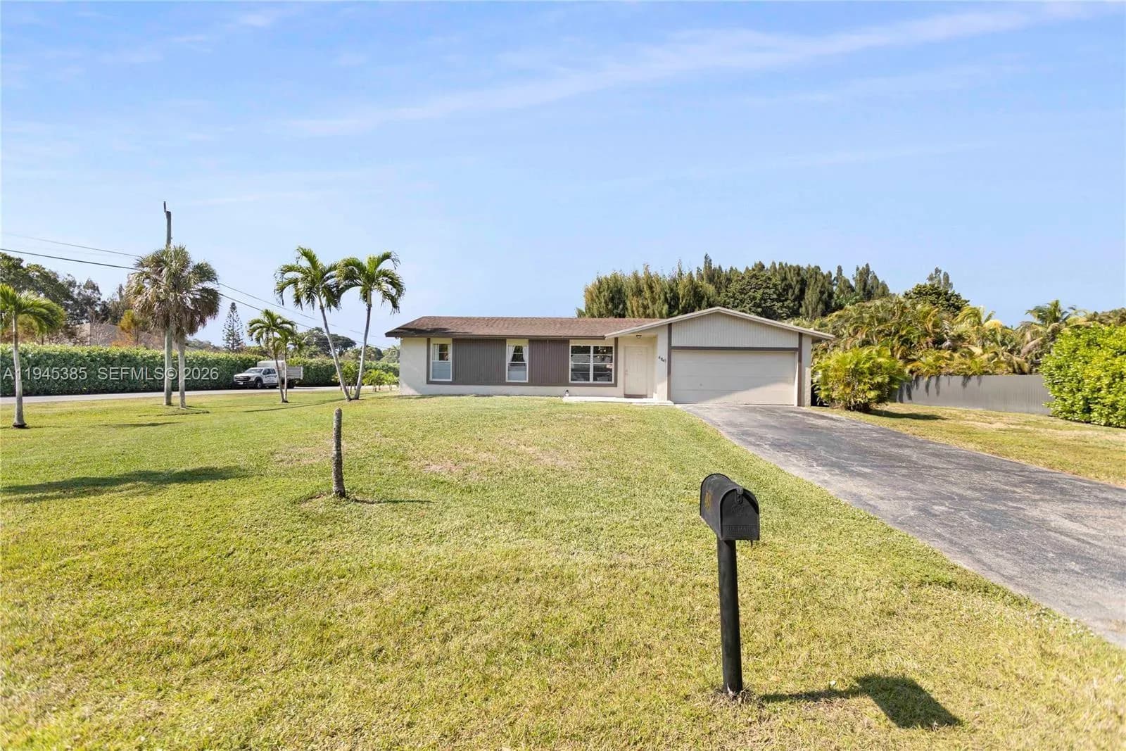 4841 SW 201st Ter, Southwest Ranches FL 33332