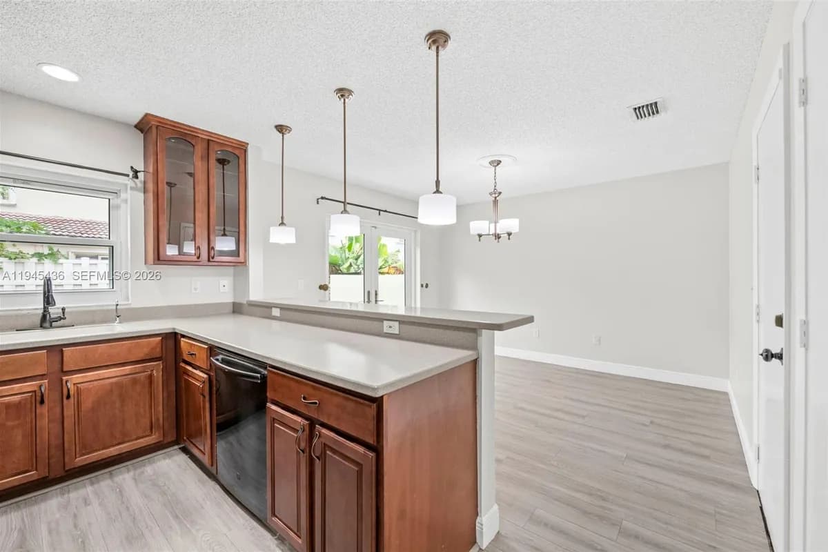 134 NW 117th Ave, Coral Springs FL 33071