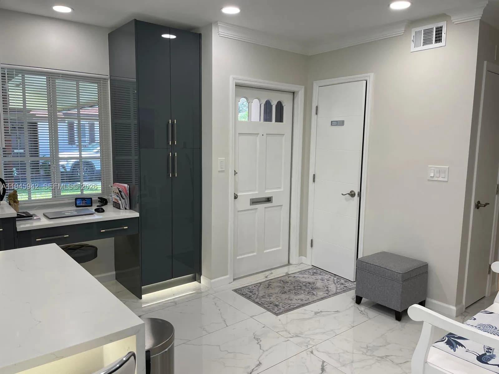 9065 Thunderbird Dr, Coral Springs FL 33065